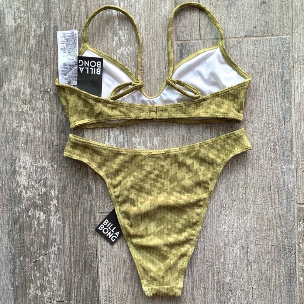 🔥🔥BILLABONG - STATIC V BRALETTE HAVANA BIKINI SET🔥🔥 - Picture 7 of 9